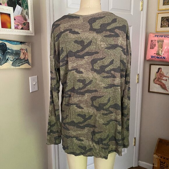 AMERICAN EAGLE Oufitters Green CAMO Camouflage Stretch L/Slv Shirt *XS* B127 - Picture 5 of 6